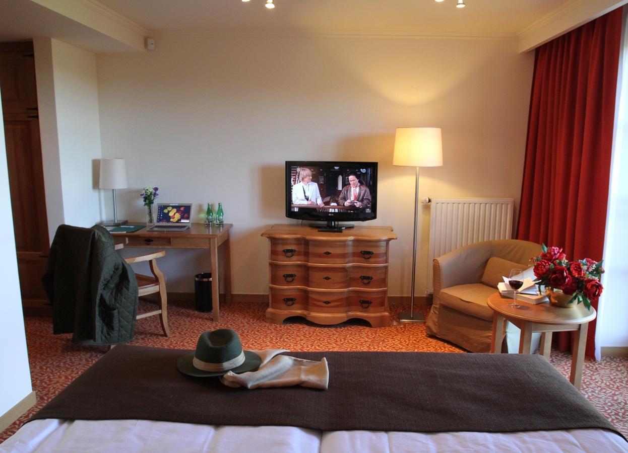 Hotel Zamek Bobolice Niegowa Habitación foto